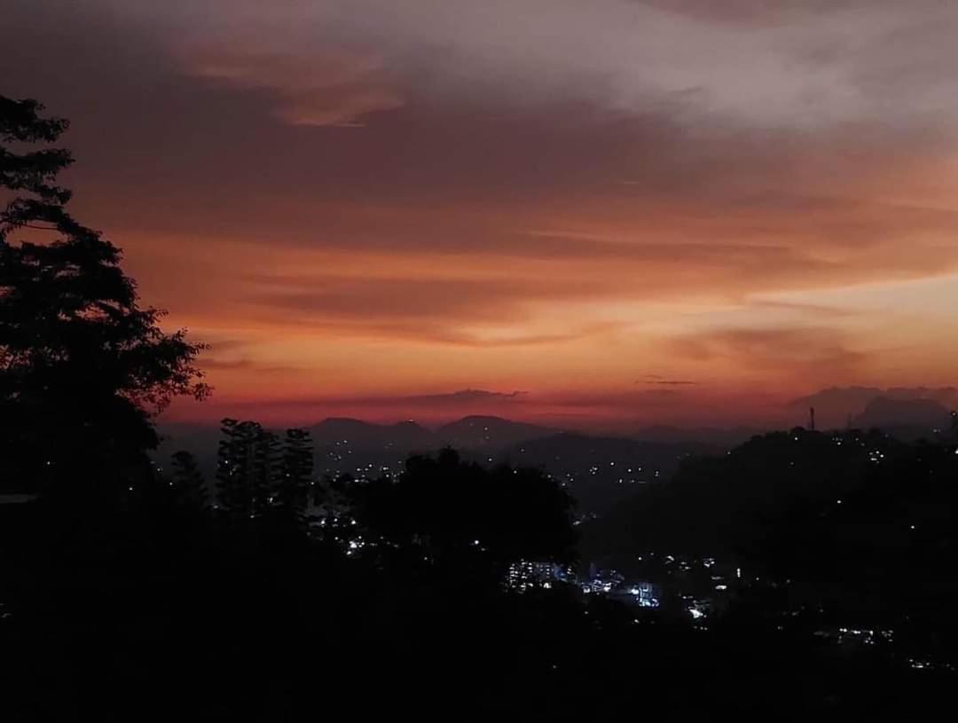 Hotel Kandyan View "Free Pickup From Kandy City" Extérieur photo