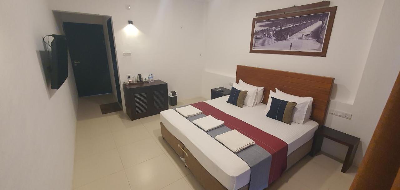 Hotel Kandyan View "Free Pickup From Kandy City" Extérieur photo